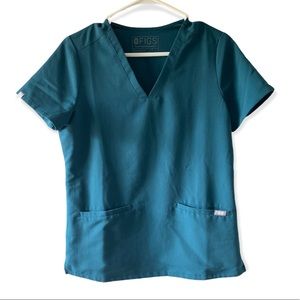 FIGS  ~ Woman’s Casma Scrub Top Limited edition color size XS